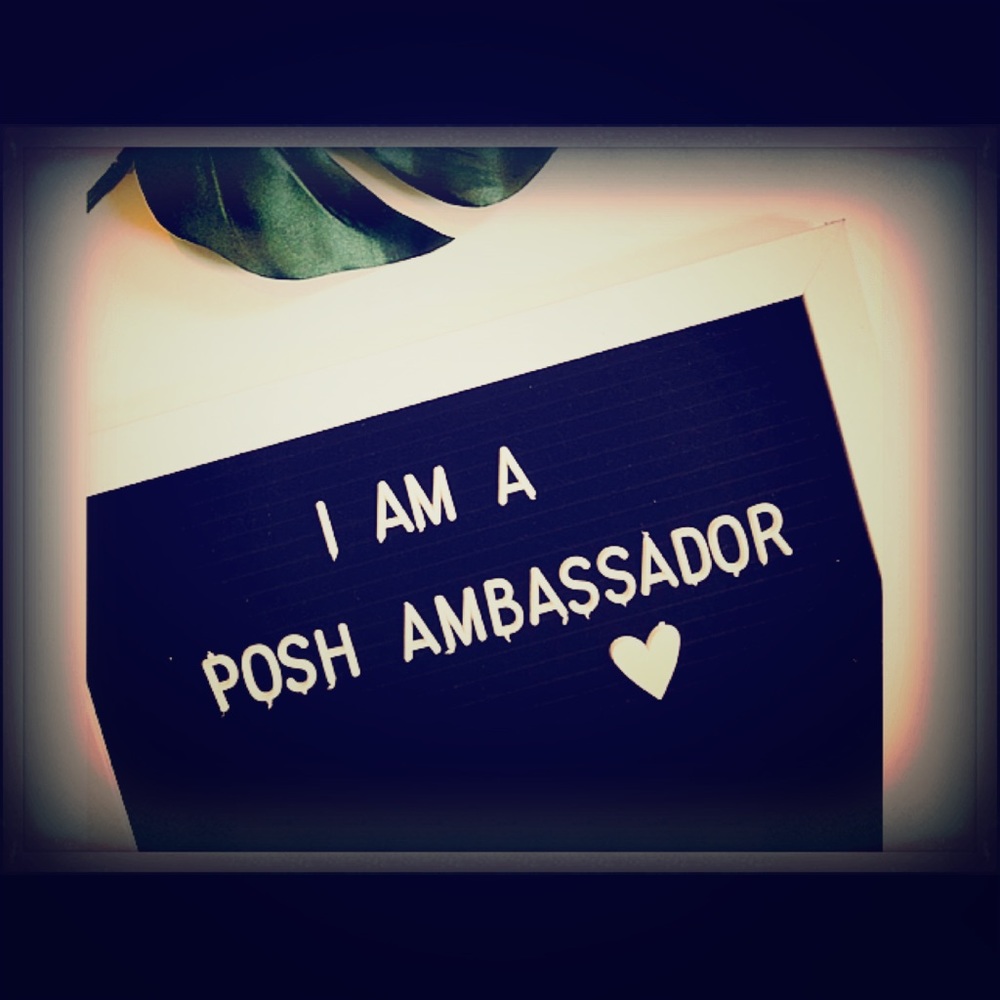 🖤🤍POSH AMBASSADOR🤍🖤